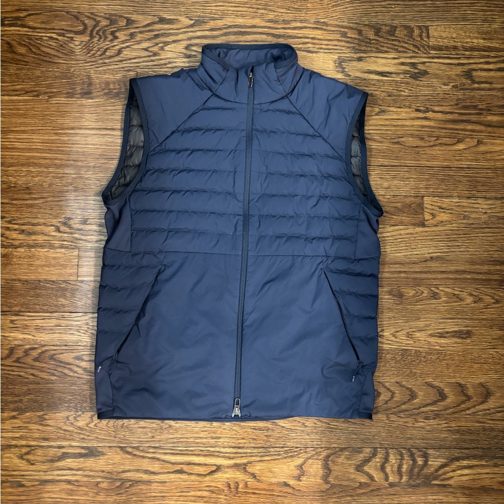 Mens Lululemon Down For it All Vest in Navy size M